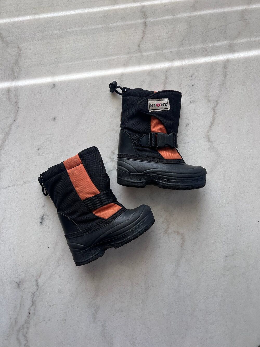 Stonz Trek Winter Boots with Liners Size 8